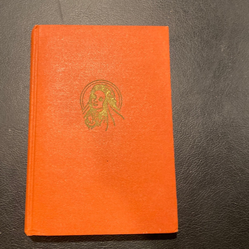 Vintage little queen, the Grail hardback book